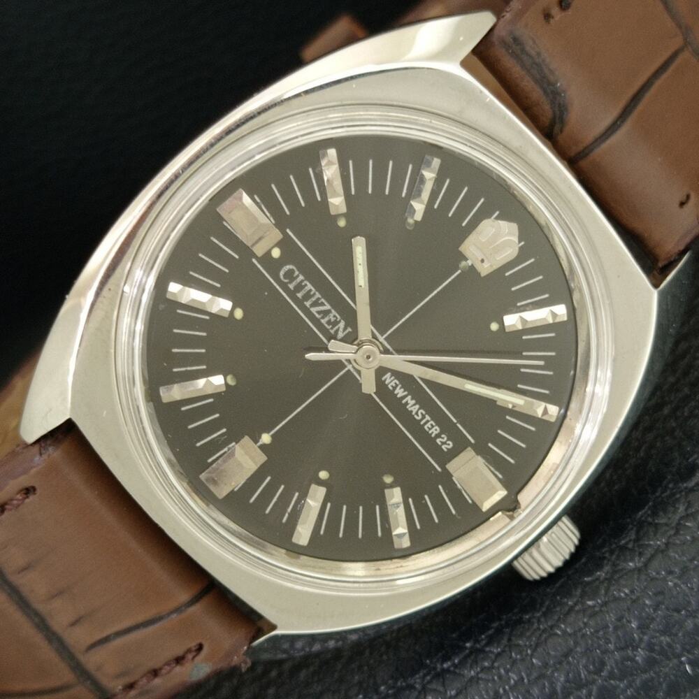 Vintage 1988 Citizen Manual Wound Mens Silver Watch & Gray accents